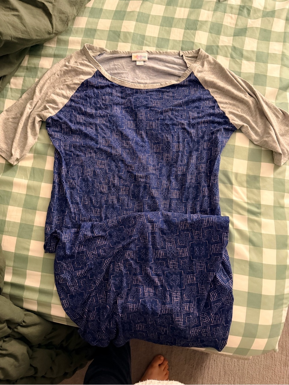 LuLaRoe Blue Geometric Raglan Dress with Gray Sleeves